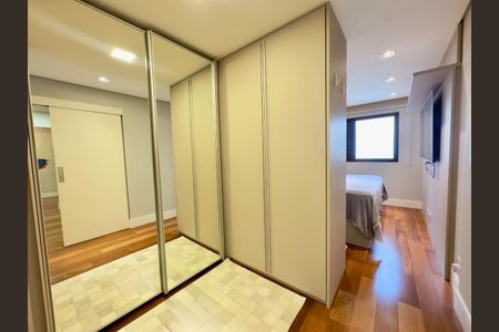 Apartamento à venda com 168m², 3 quartos e 3 vagas
