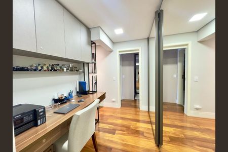 Apartamento à venda com 168m², 3 quartos e 3 vagas