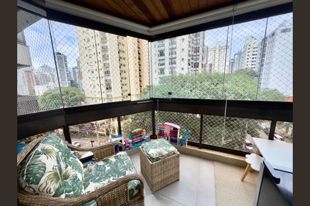 Apartamento à venda com 168m², 3 quartos e 3 vagas