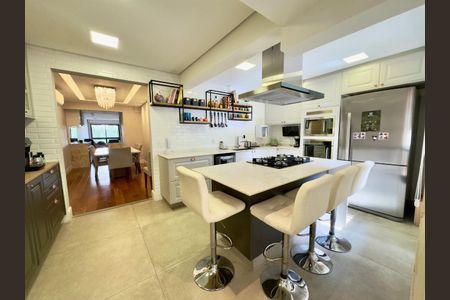 Apartamento à venda com 168m², 3 quartos e 3 vagas