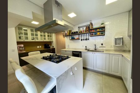 Apartamento à venda com 168m², 3 quartos e 3 vagas