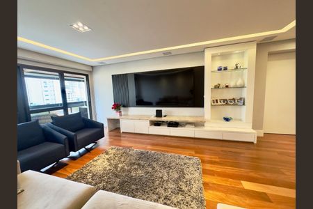 Apartamento à venda com 168m², 3 quartos e 3 vagas