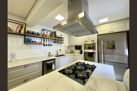 Apartamento à venda com 168m², 3 quartos e 3 vagas