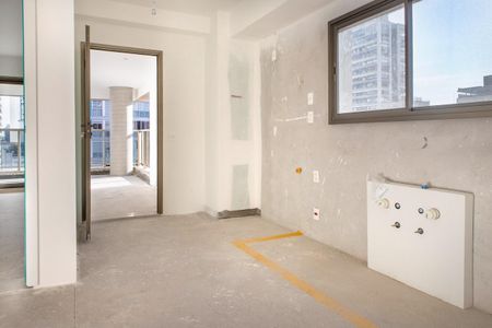 Apartamento à venda com 3 quartos, 213m² em Cerqueira César, São Paulo