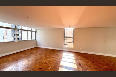 Apartamento à venda com 3 quartos, 228m² em Jardim Paulista, São Paulo