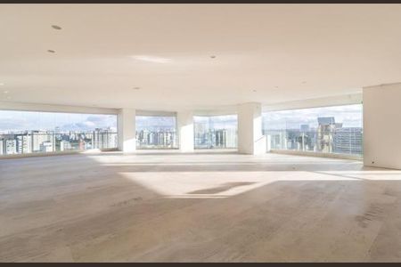Apartamento à venda com 3 quartos, 332m² em Pinheiros, São Paulo