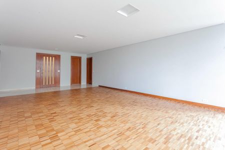 Apartamento à venda com 3 quartos, 180m² em Cerqueira César, São Paulo