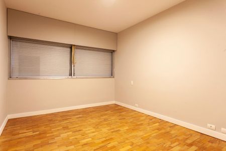 Apartamento à venda com 3 quartos, 180m² em Cerqueira César, São Paulo