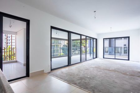 Apartamento à venda com 210m², 4 quartos e 2 vagas