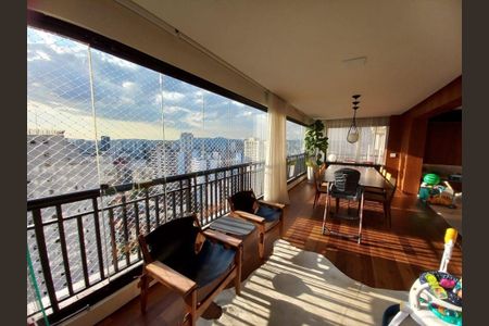 Apartamento à venda com 255m², 4 quartos e 4 vagas