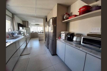 Apartamento à venda com 255m², 4 quartos e 4 vagas