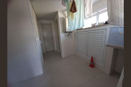 Apartamento à venda com 255m², 4 quartos e 4 vagas