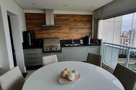 Apartamento à venda com 2 quartos, 80m² em Água Branca, São Paulo