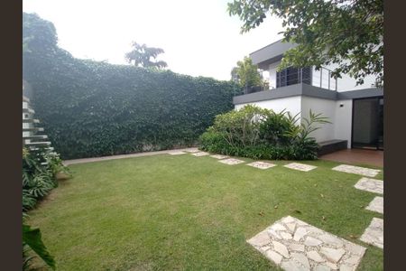 Casa à venda com 410m², 4 quartos e 4 vagas