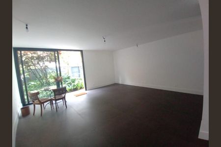 Casa à venda com 4 quartos, 410m² em Alto de Pinheiros, São Paulo