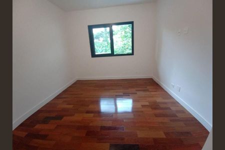 Casa à venda com 4 quartos, 410m² em Alto de Pinheiros, São Paulo