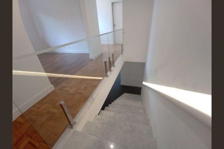 Casa à venda com 410m², 4 quartos e 4 vagas