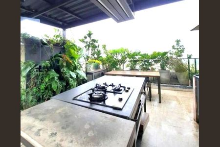 Apartamento à venda com 2 quartos, 140m² em Cerqueira César, São Paulo