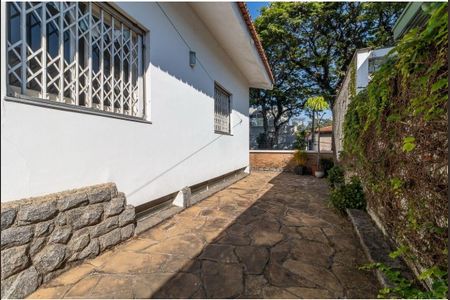 Casa à venda com 210m², 3 quartos e 2 vagas