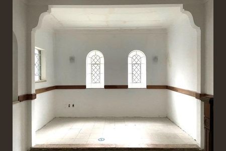 Casa à venda com 200m², 3 quartos e 10 vagas