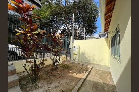 Casa à venda com 231m², 2 quartos e 1 vaga