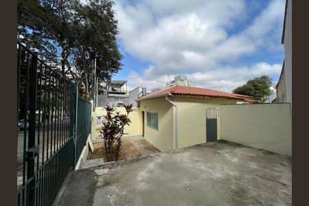 Casa à venda com 231m², 2 quartos e 1 vaga