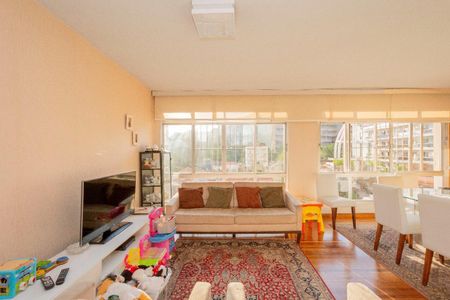 Apartamento à venda com 3 quartos, 140m² em Cerqueira César, São Paulo