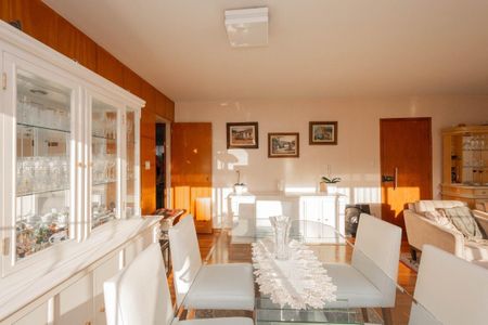 Apartamento à venda com 3 quartos, 140m² em Cerqueira César, São Paulo