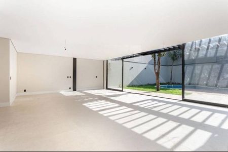 Casa à venda com 4 quartos, 780m² em Jardim Paulista, São Paulo
