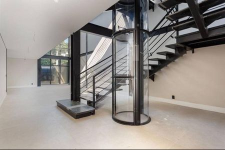 Casa à venda com 4 quartos, 780m² em Jardim Paulista, São Paulo