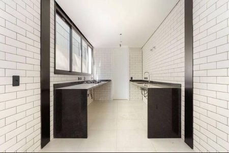 Casa à venda com 4 quartos, 780m² em Jardim Paulista, São Paulo