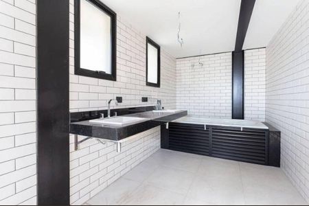 Casa à venda com 4 quartos, 780m² em Jardim Paulista, São Paulo