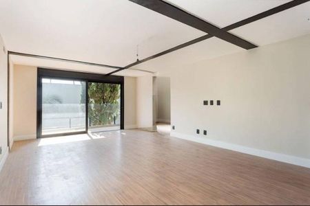 Casa à venda com 4 quartos, 780m² em Jardim Paulista, São Paulo