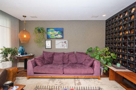 Apartamento à venda com 3 quartos, 180m² em Jardim America, São Paulo