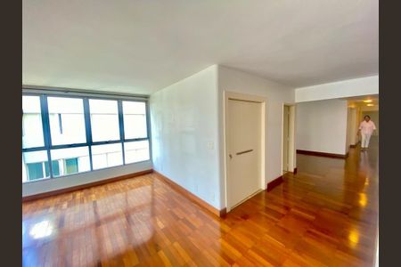 Apartamento à venda com 4 quartos, 210m² em Jardim Paulista, São Paulo