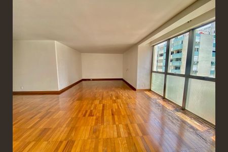 Apartamento à venda com 4 quartos, 210m² em Jardim Paulista, São Paulo