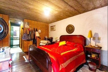 Casa à venda com 5 quartos, 710m² em Alto de Pinheiros, São Paulo