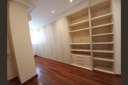 Apartamento à venda com 426m², 4 quartos e 3 vagas