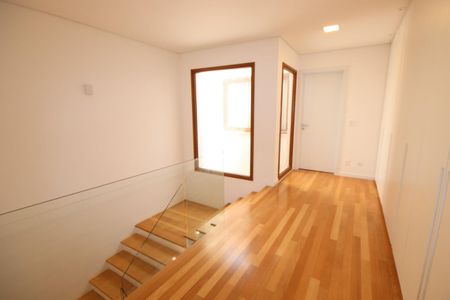Casa à venda com 3 quartos, 300m² em Planalto Paulista, São Paulo