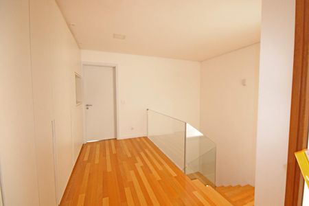 Casa à venda com 3 quartos, 300m² em Planalto Paulista, São Paulo
