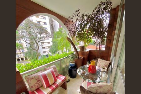Apartamento à venda com 250m², 3 quartos e 3 vagas