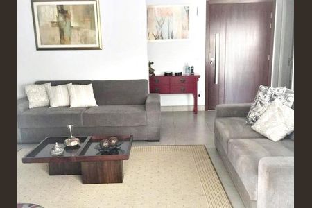 Apartamento à venda com 3 quartos, 201m² em Sumaré, São Paulo