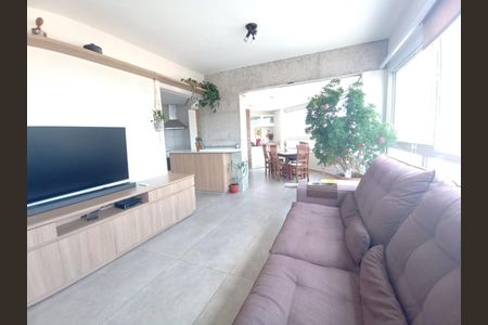 Apartamento à venda com 2 quartos, 115m² em Pinheiros, São Paulo