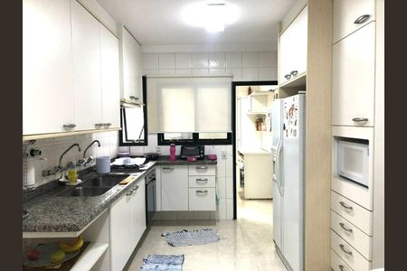 Apartamento à venda com 170m², 4 quartos e 3 vagas