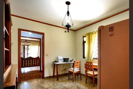 Casa à venda com 3 quartos, 219m² em Lapa, São Paulo