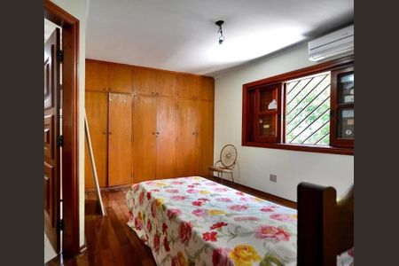 Casa à venda com 3 quartos, 219m² em Lapa, São Paulo