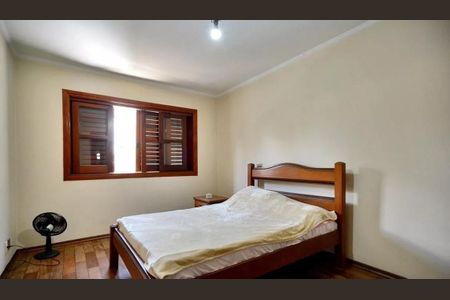 Casa à venda com 3 quartos, 219m² em Lapa, São Paulo