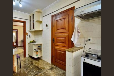 Casa à venda com 3 quartos, 219m² em Lapa, São Paulo