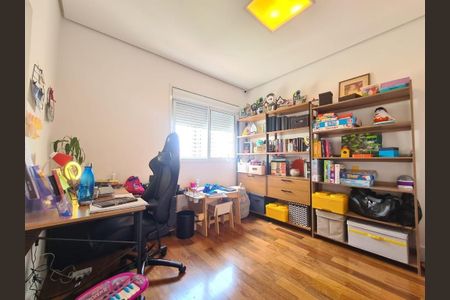 Apartamento à venda com 230m², 4 quartos e 3 vagas