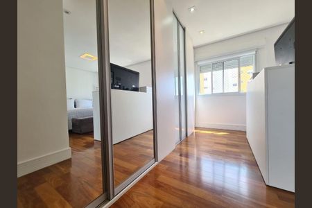 Apartamento à venda com 230m², 4 quartos e 3 vagas